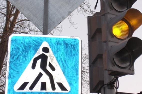 В Челябинске установят пешеходные переходы с подсветкой