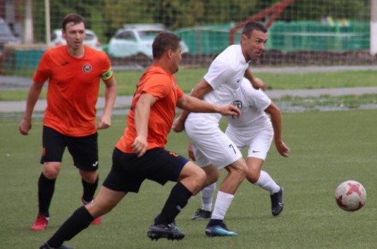 Большой футбол вернулся